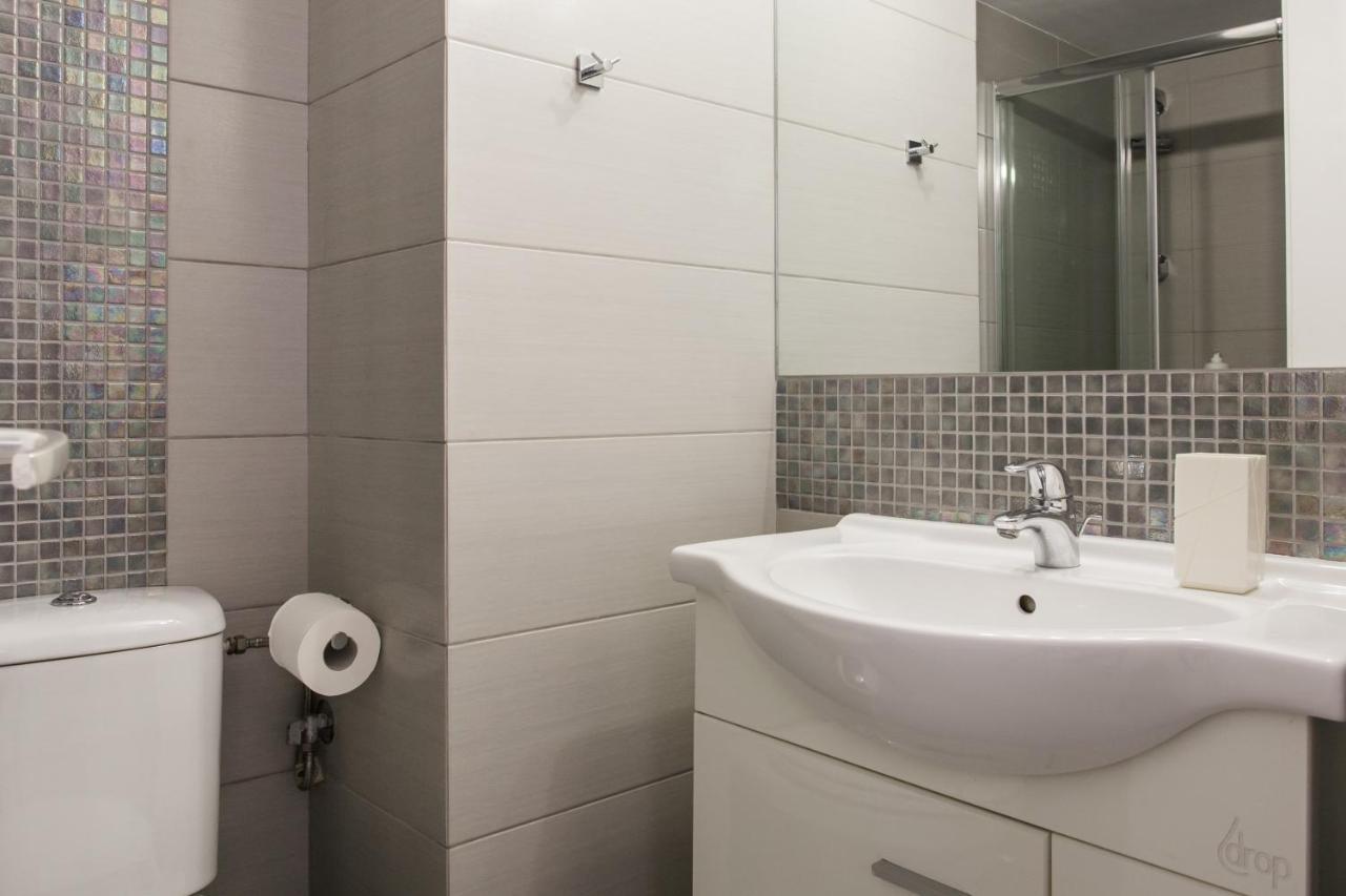 Central Apartment At Plaka 1 Bed For 2 Pers Athen Exterior foto